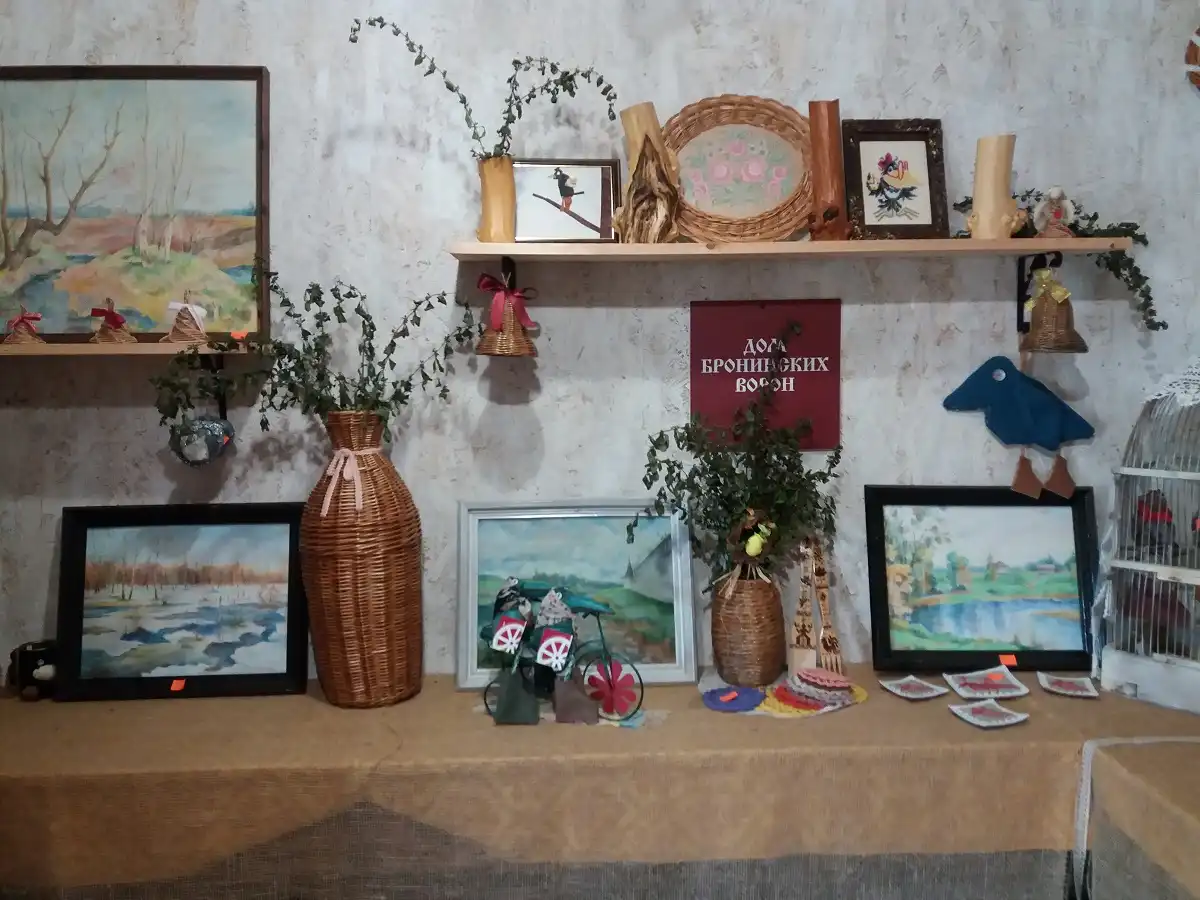 Gallery image
