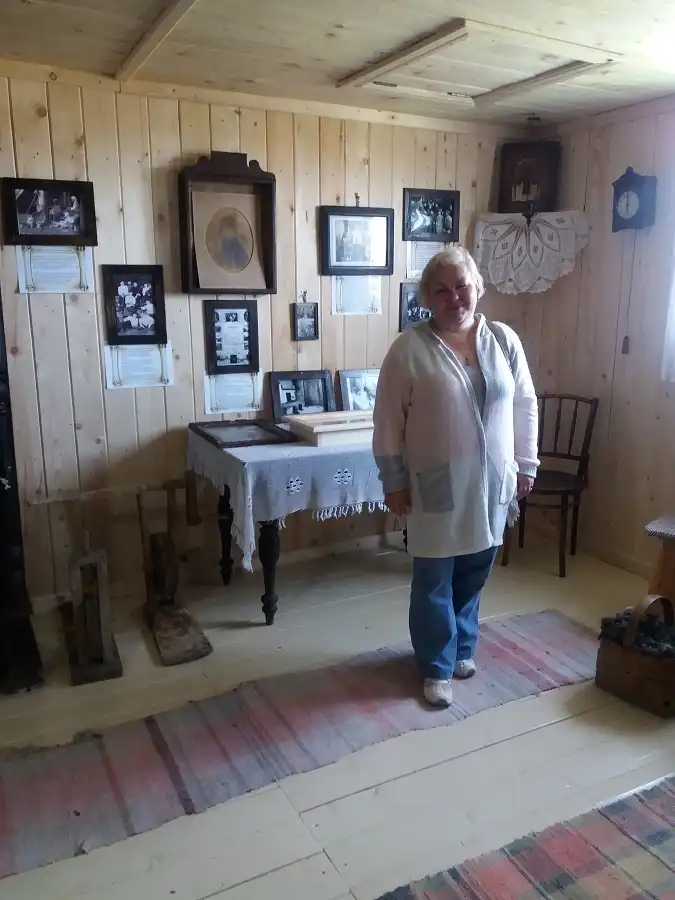 Gallery image